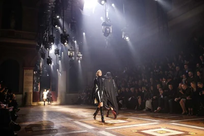 Look 26
